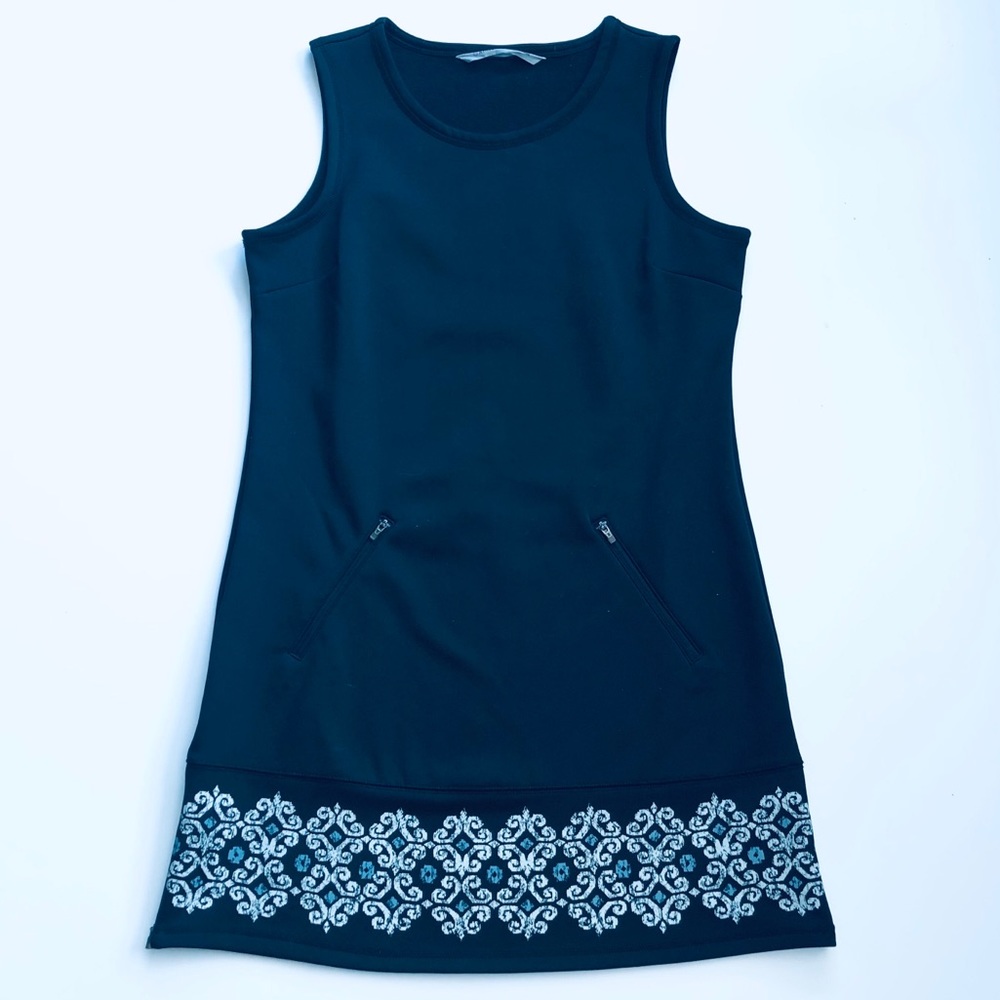 Athleta Sleeveless Women’s Black Casual Dress
